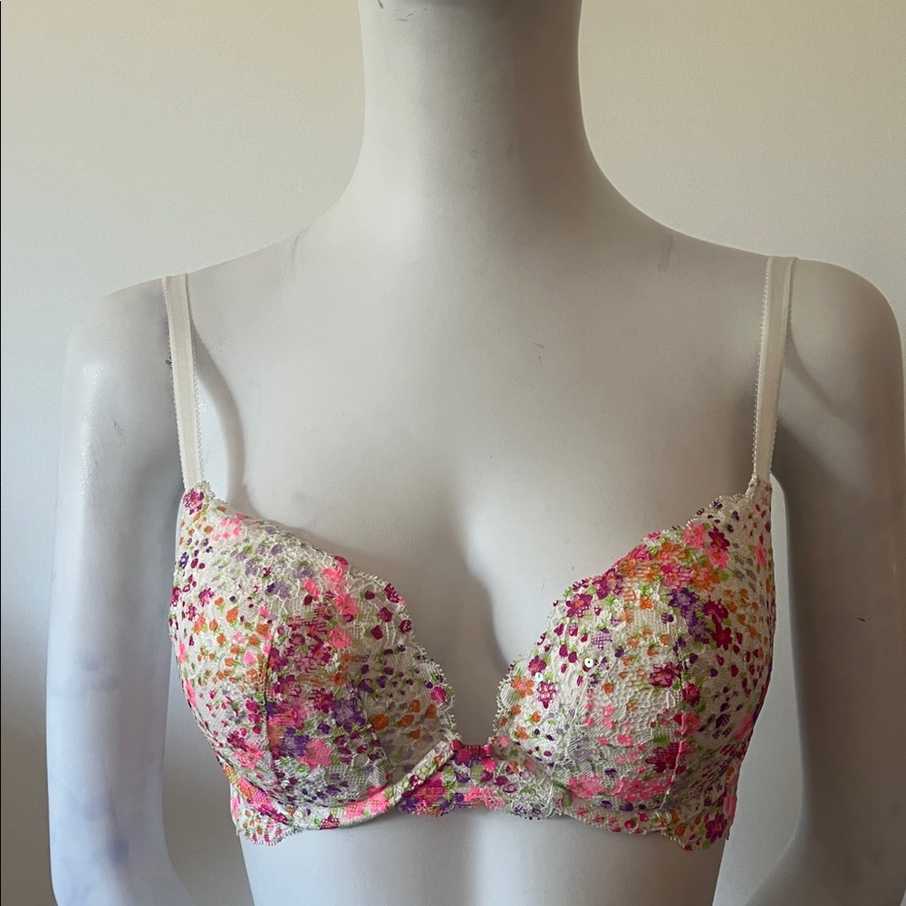 Victoria's Secret Multicolor Floral Squinted Bra